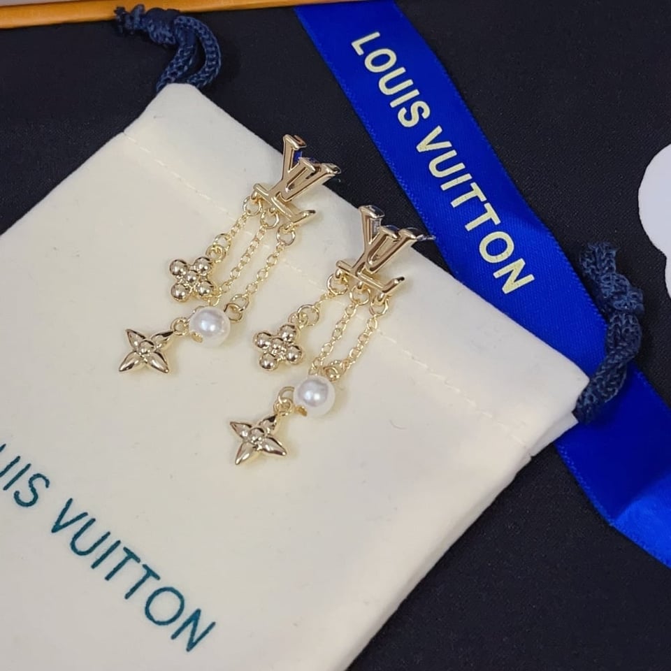 Louis Vuitton Louisa Earrings M01574 view 5
