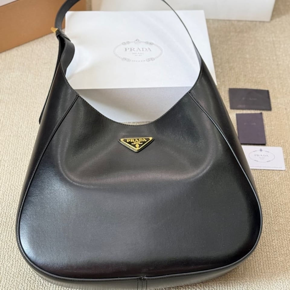 Prada Large Shoulder Bag With Topstitching Black 40Cm view 3
