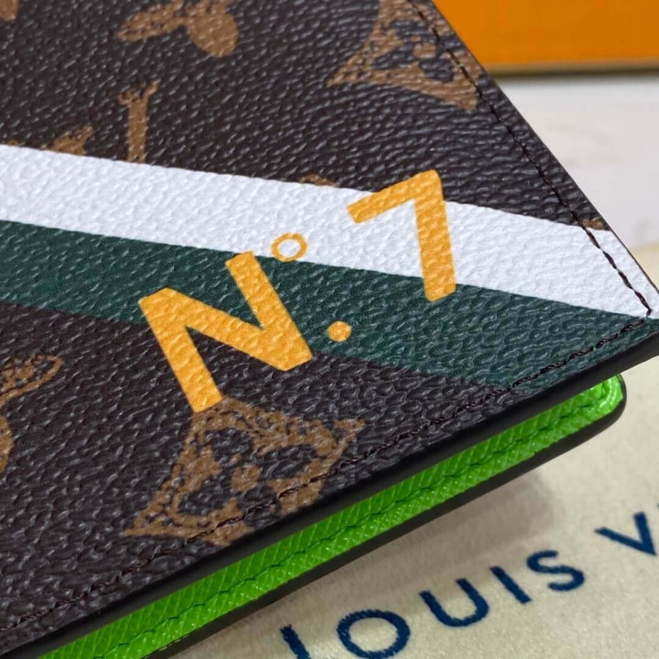 Louis Vuitton Monogram PF. Multiple Wallet view 6