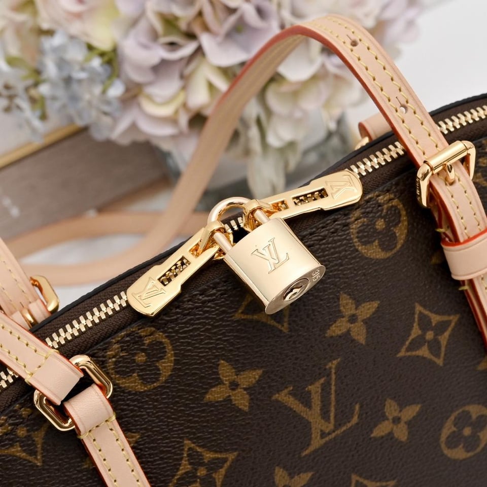 Louis Vuitton Squire PM Bag 30cm M28951 view 7
