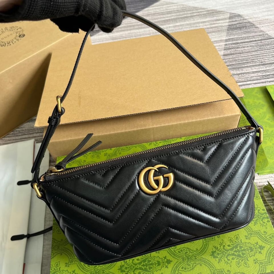 Gucci GG Marmont Shoulder Bag view 11