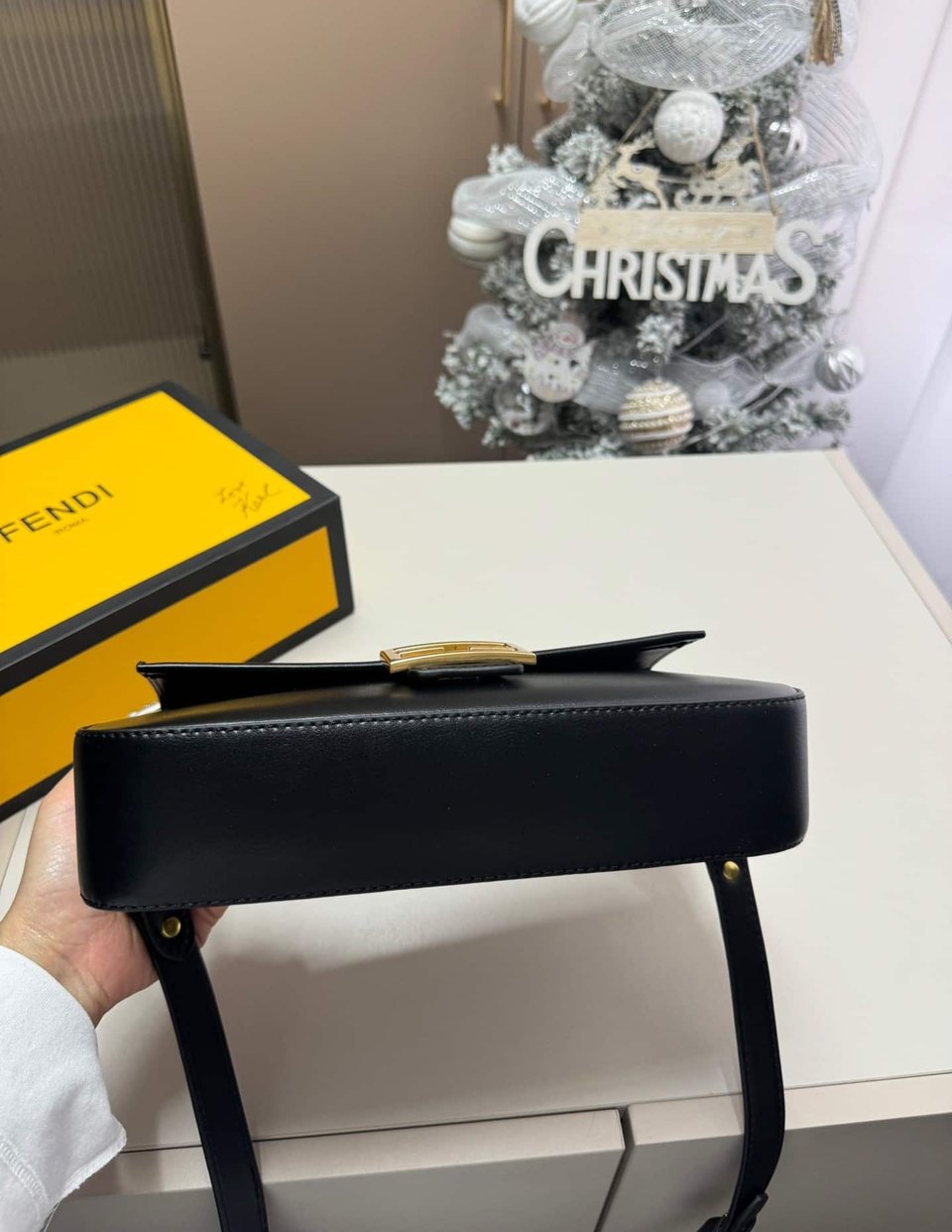 Fendi Baguette Bag Black Leather 25Cm/ 9.8 in view 10