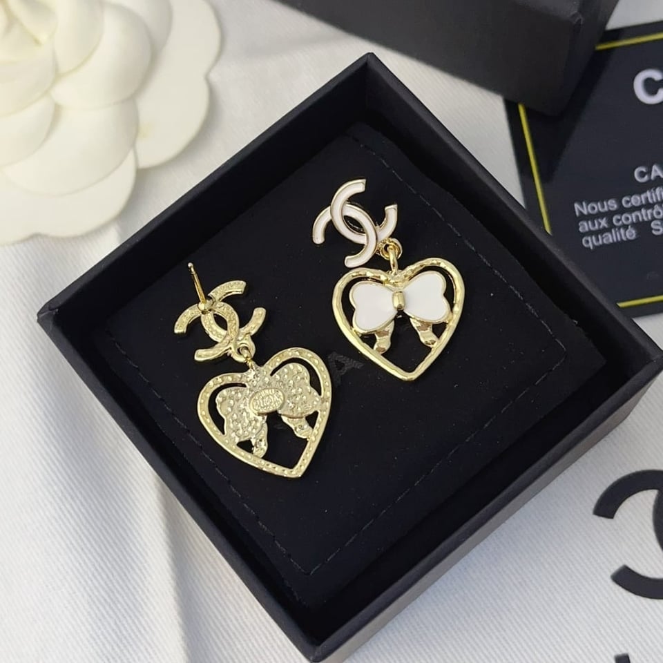 Chanel Earrings With Cc Logo Abf305 B19851 Nafgv view 3