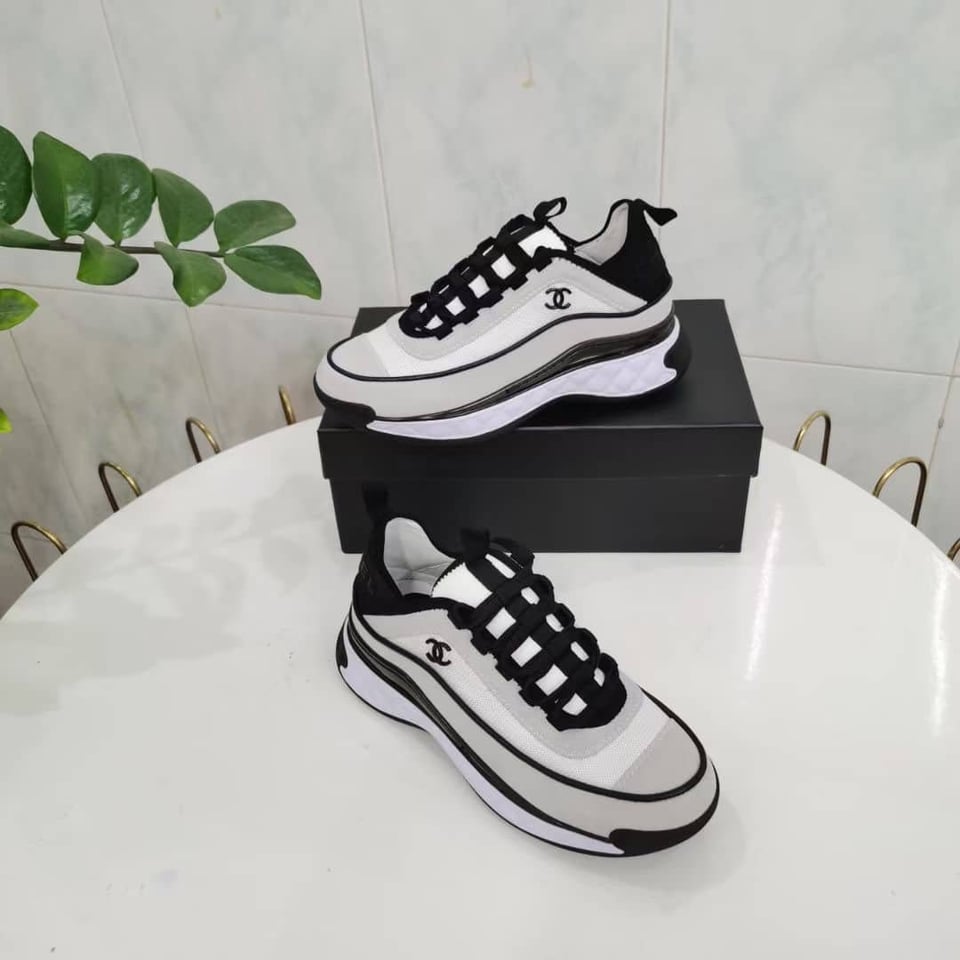 Chanel Women’S Suede Sneaker White G39070 Y56144 0Q241 view 3
