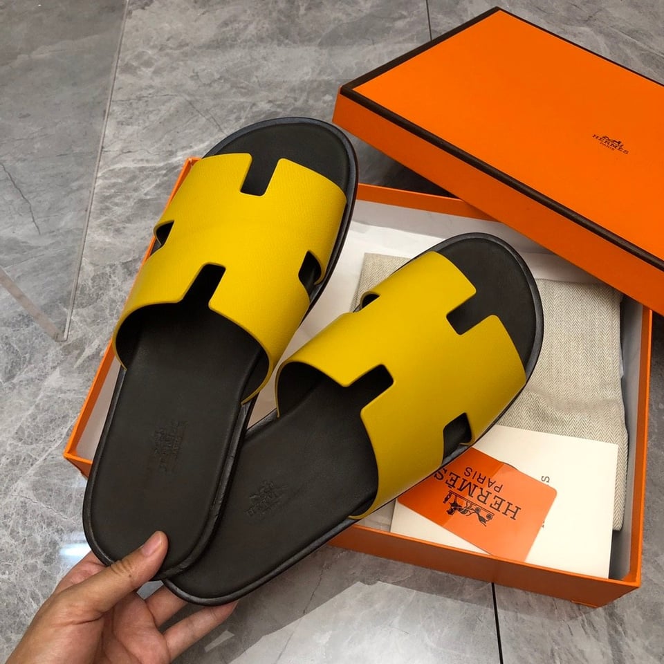 Hermes Izmir Sandal Yellow view 12