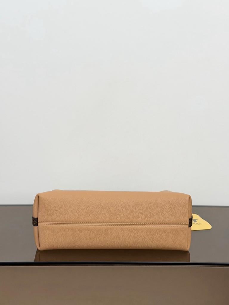 Louis Vuitton Multipass Bag Arizona Beige 30cm M28029 view 5