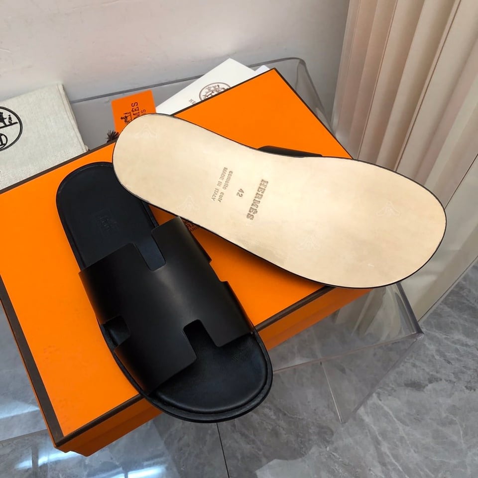 Hermes Izmir Sandal Black H041141Zh01390 view 5