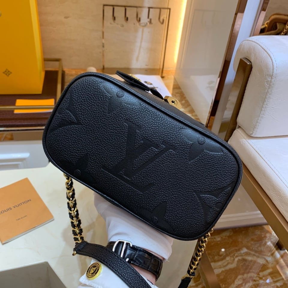 Louis Vuitton Vanity Pm Black 19cm/7.5in view 6