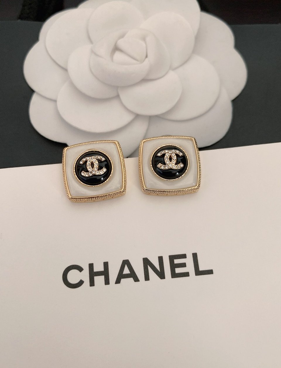 Chanel Stud Earrings Black view 4