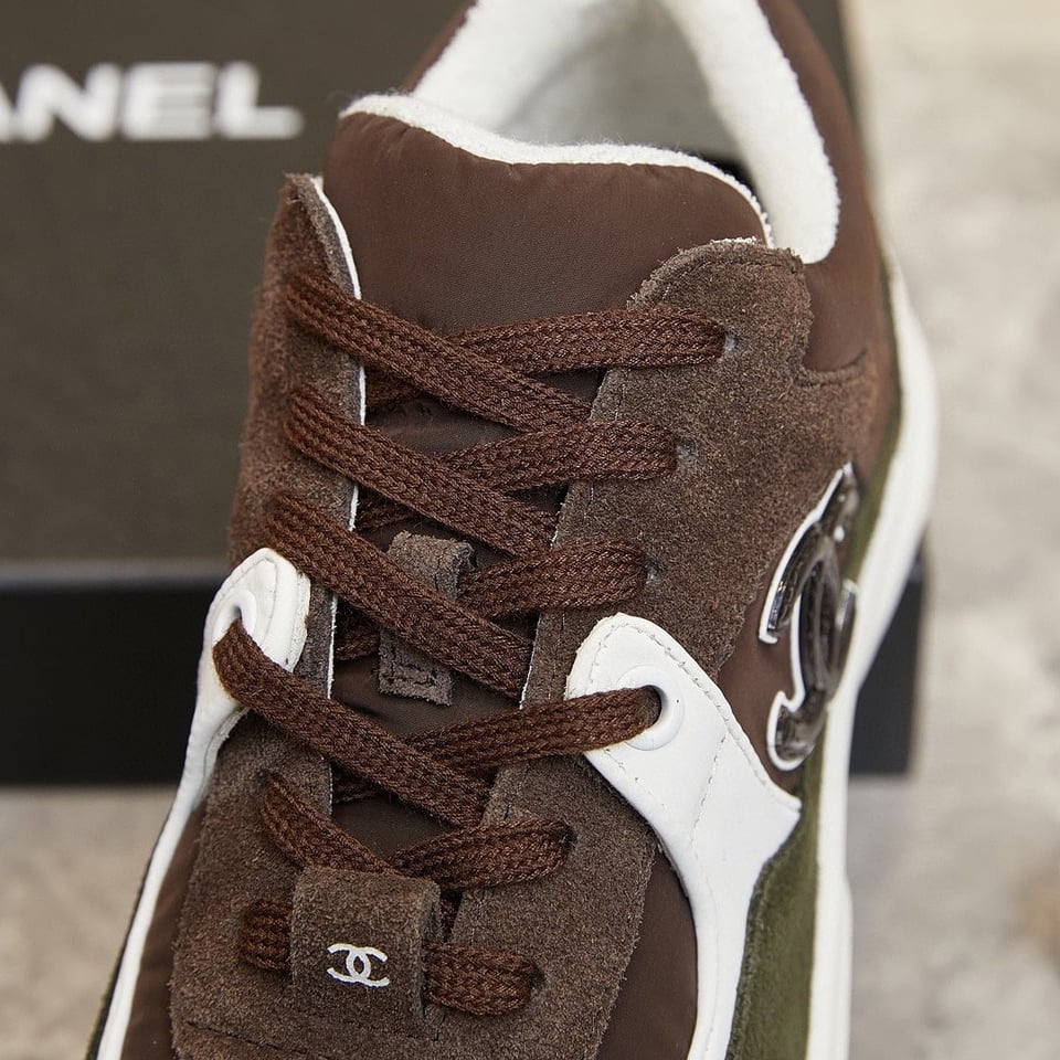 Chanel Cc Suede Brown Green view 4