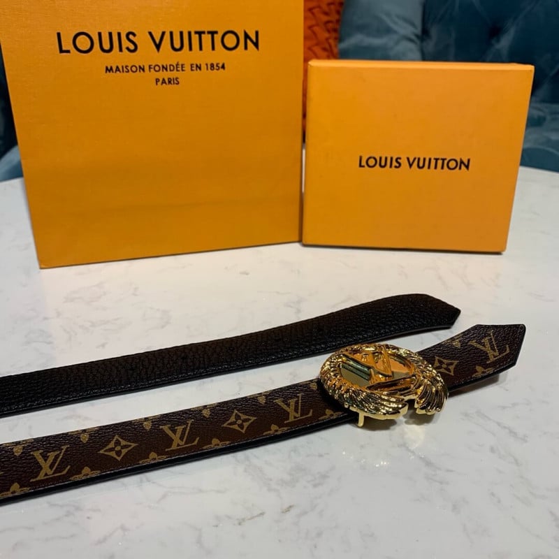 Louis Vuitton Circle 30mm Reversible Belt M0141 view 9