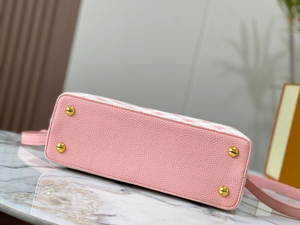Louis Vuitton Capucines Pink 32Cm M20717 view 6