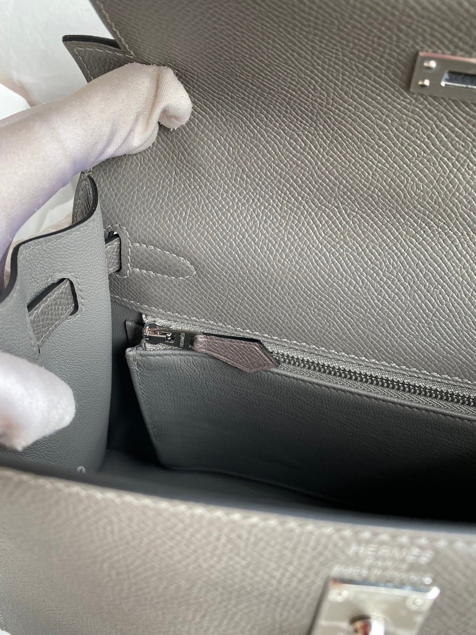 Hermes Kelly 25 Bag In Dark Grey Epsom Leather For Women 25cm/10in view 9