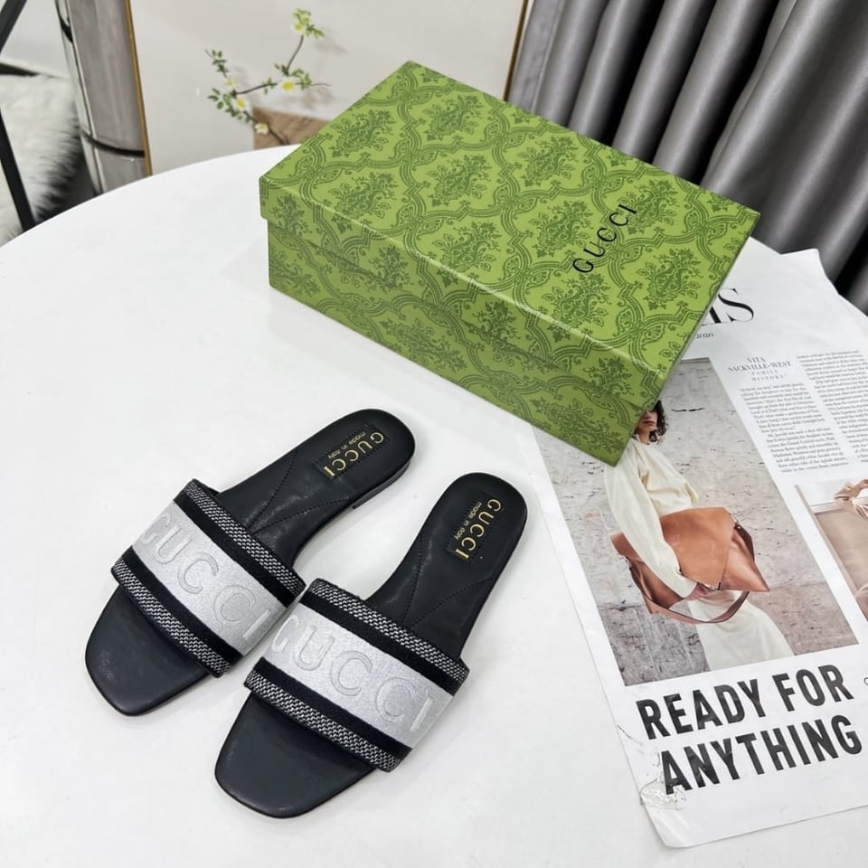 Gucci Women Slide Sandal With Web Black And White 817564 Faecg 8843 view 3