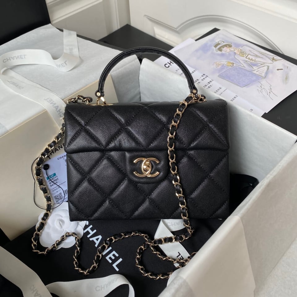 Chanel Small Flap Kelly Bag With Top Handle in Grained Calfskin view 5