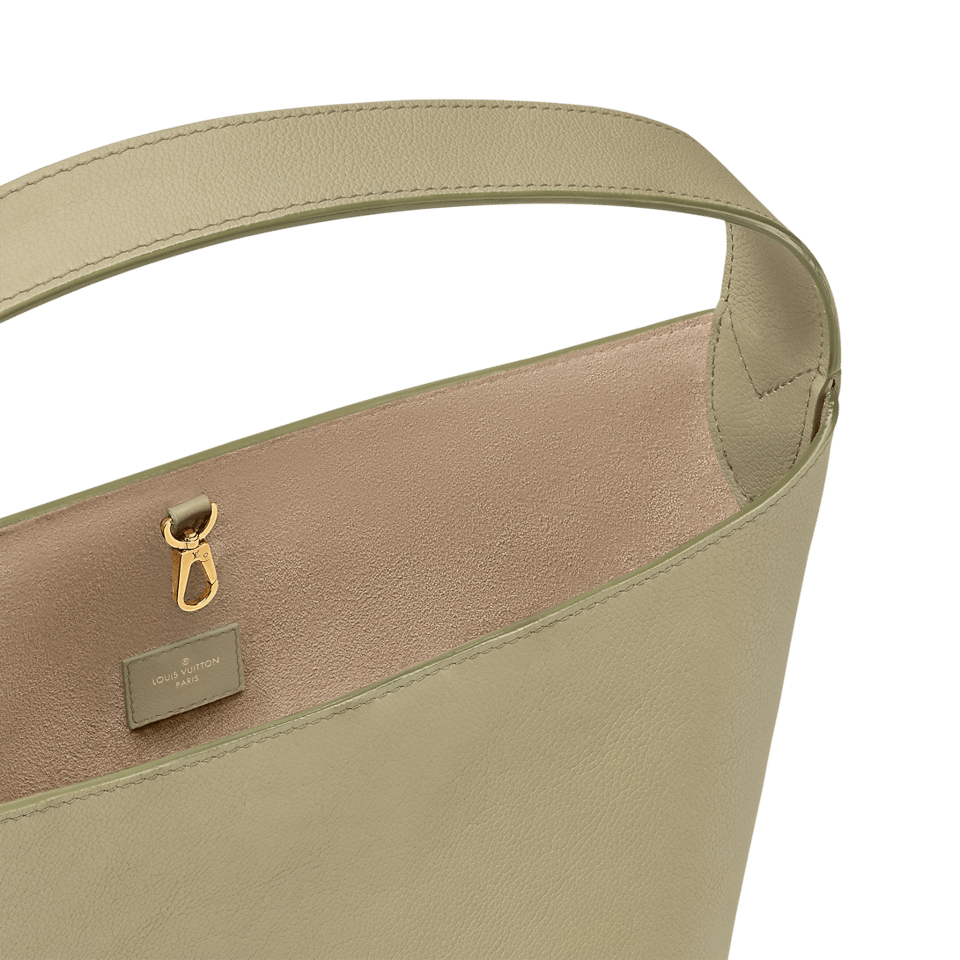 Louis Vuitton Low Key Hobo Mm M24988 view 4