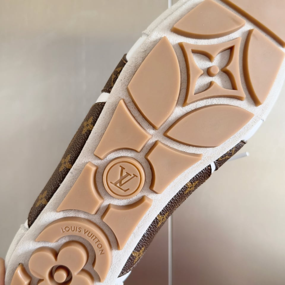Louis Vuitton Sneakerina Monogram White – Women’s Ballet-Inspired Slim Sneakers view 11
