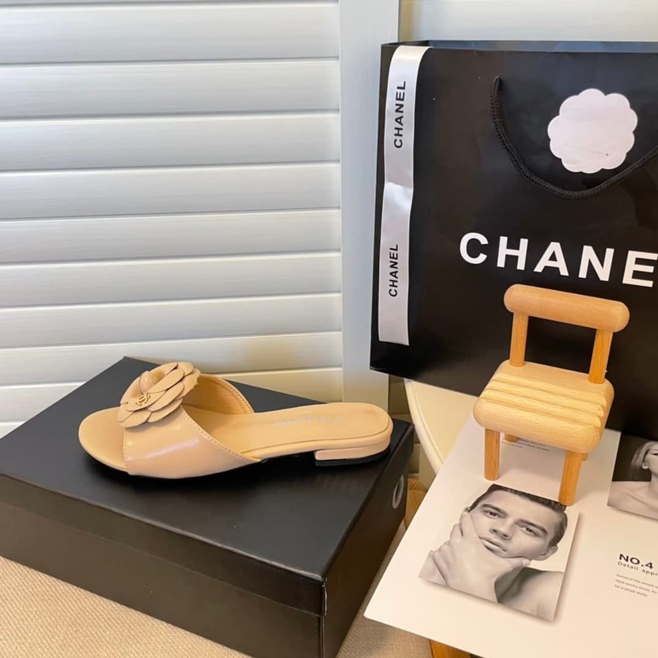 Chanel Camellia Slides Beige view 7
