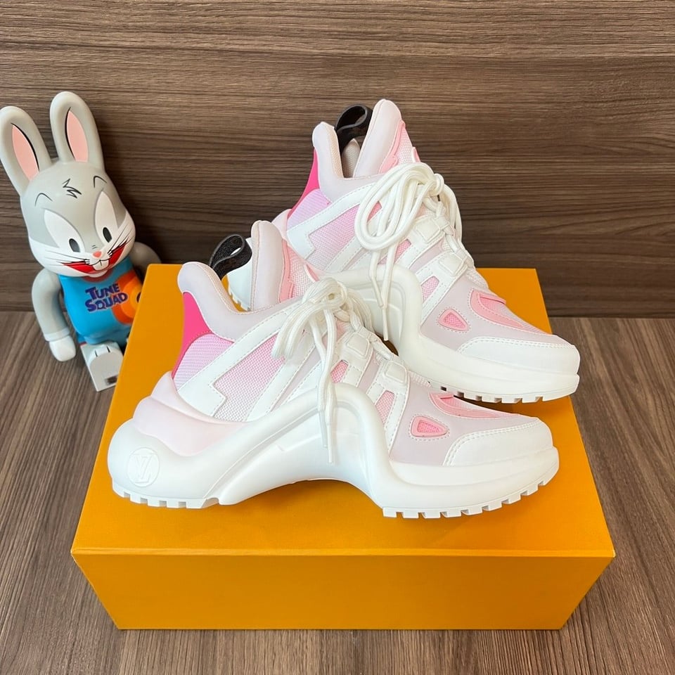 Louis Vuitton Archlight Sneaker Gradient Pink view 6