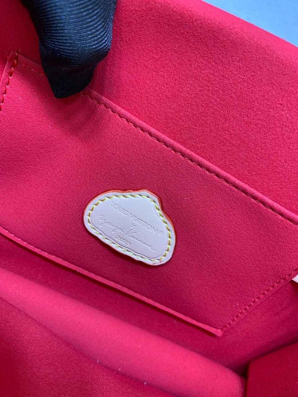 Louis Vuitton X Yk Dauphine Mm Multicolor 20Cm M46432 view 4