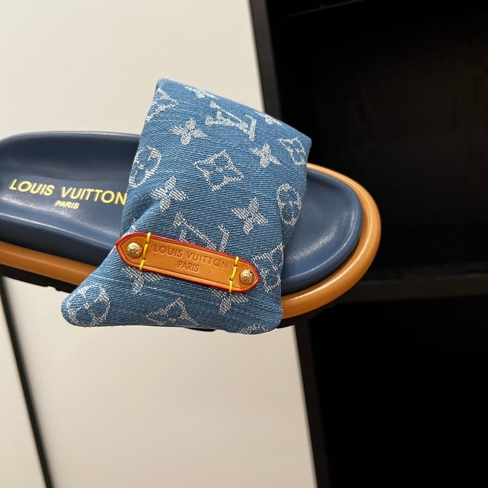 Louis Vuitton Pool Pillow Flat Comfort Mules Blue 1Acjvh view 6