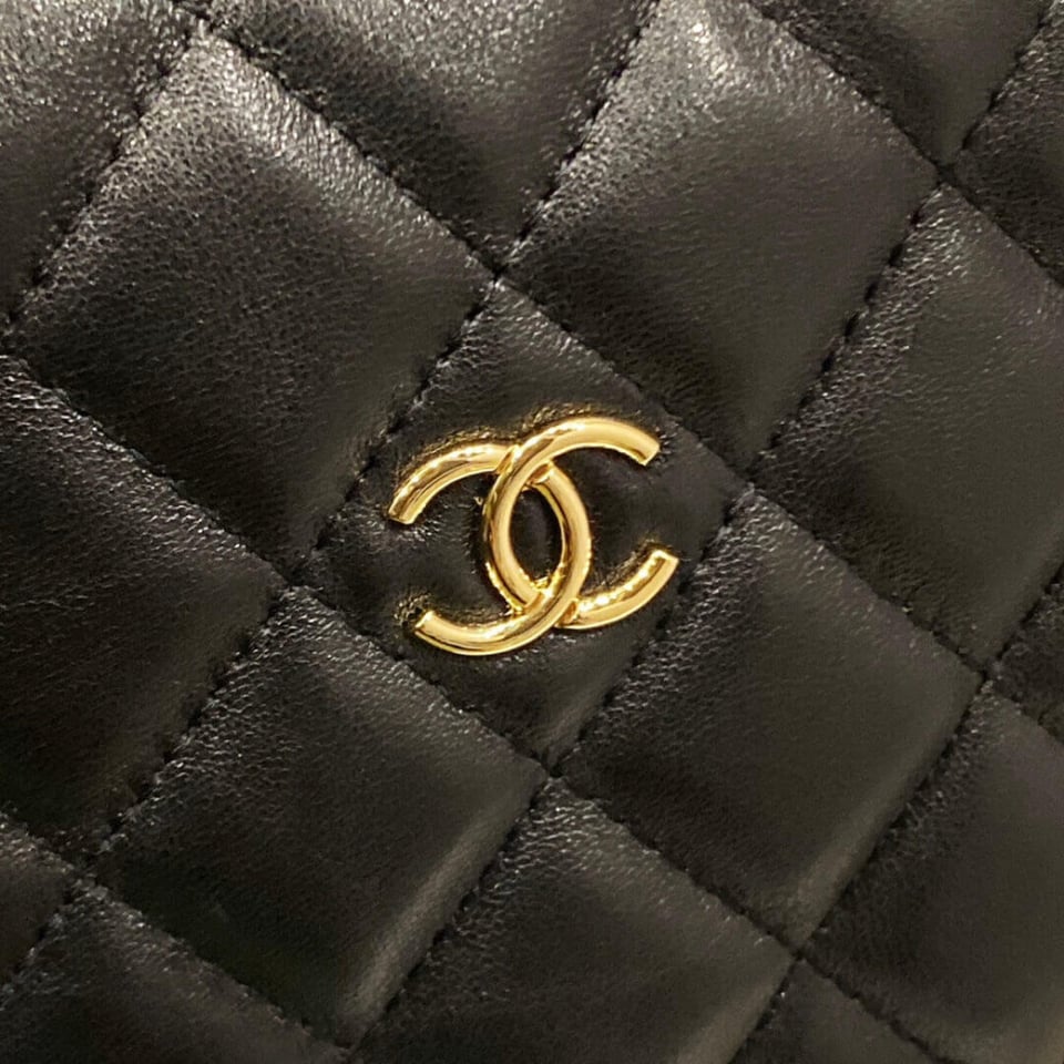 Chanel Lambskin Pouch Black 16cm view 13