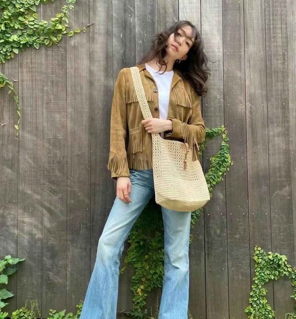 Saint Laurent Le 5 A 7 In Raffia Crochet And Smooth Leather Beige 32Cm view 4