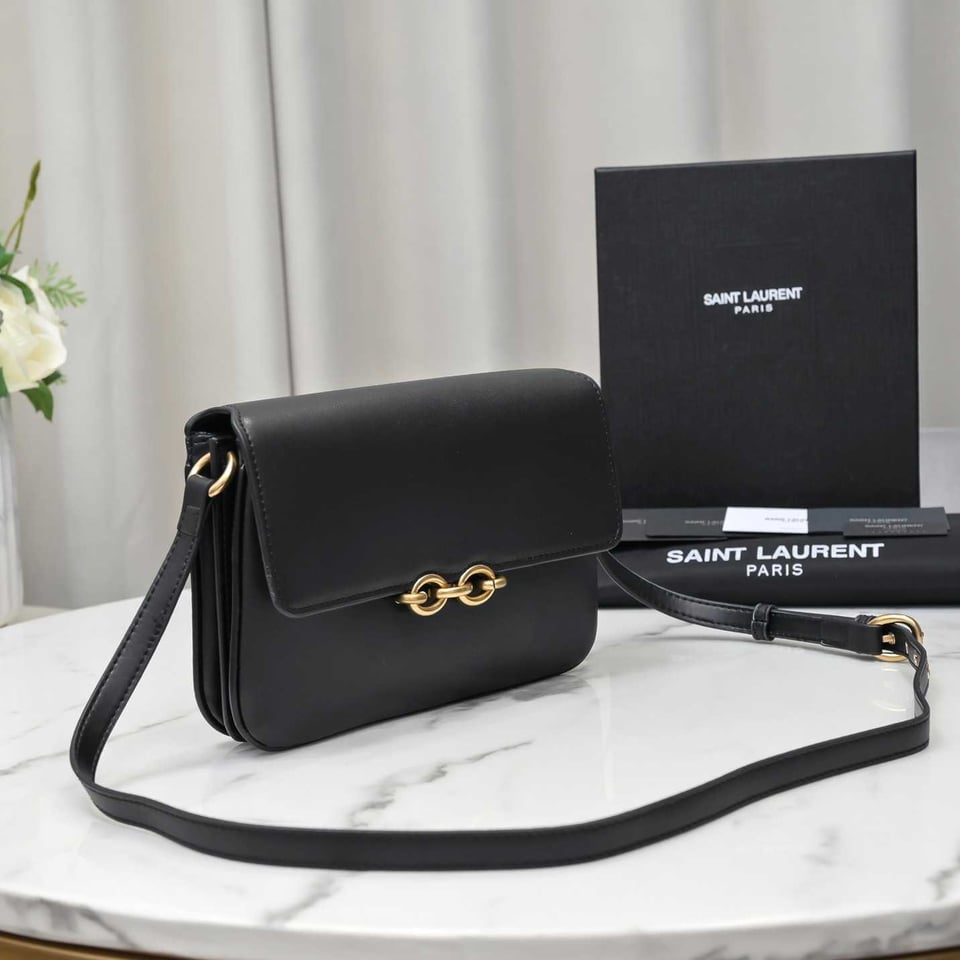 Saint Laurent Le Maillon Satchel In Smooth Leather Black view 9