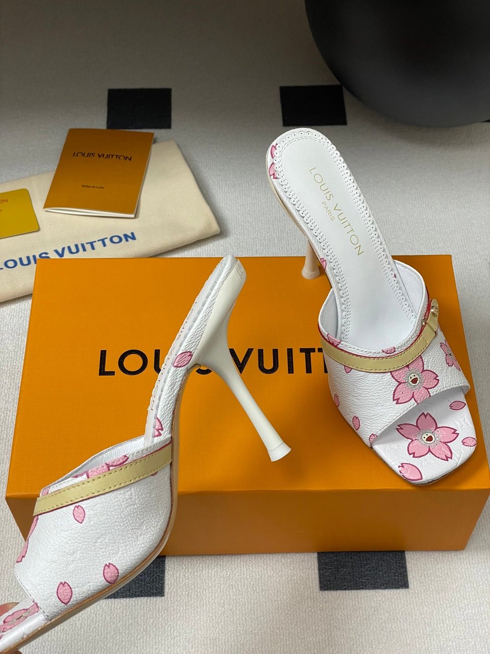 Louis Vuitton x Takashi Murakami Cherry Blossom Mule White Monogram Canvas view 7
