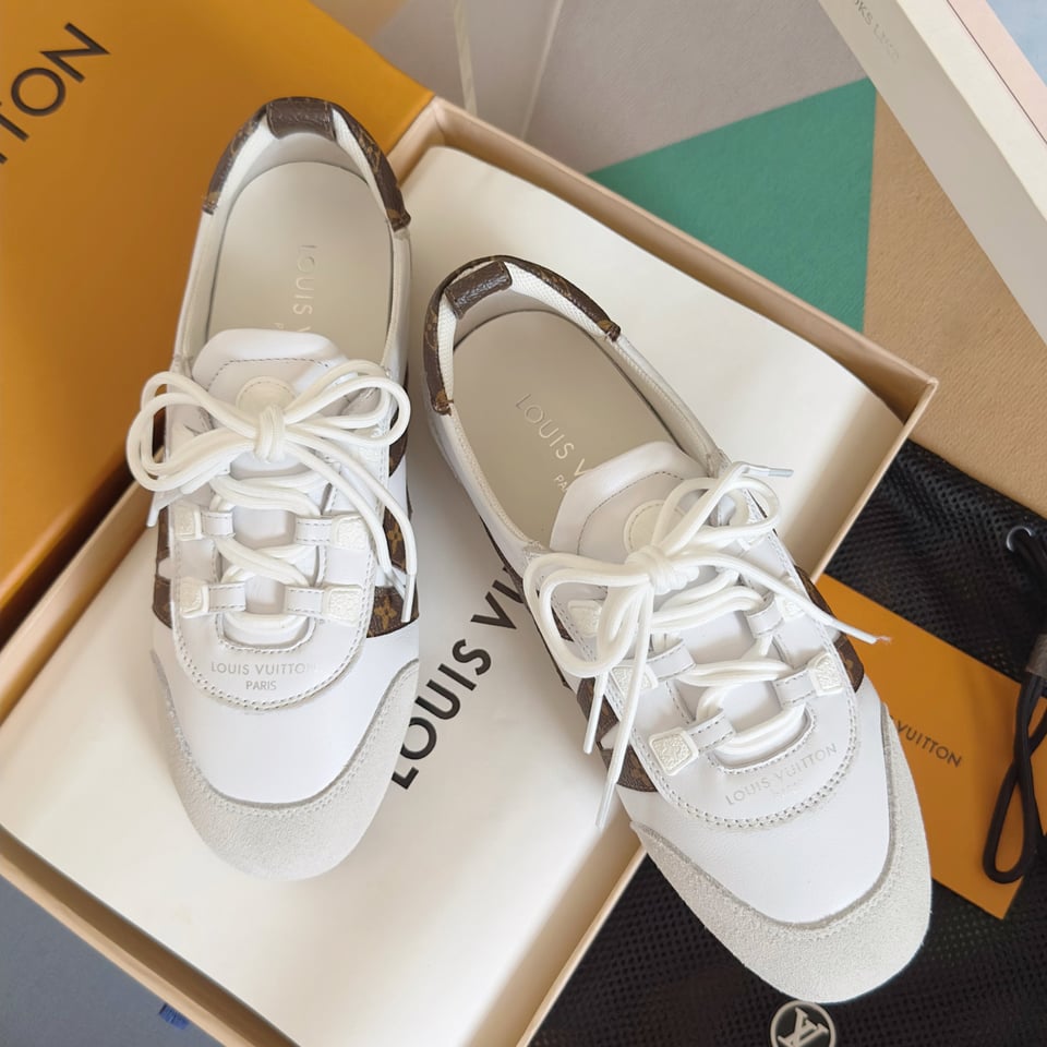 Louis Vuitton Sneakerina Monogram White – Women’s Ballet-Inspired Slim Sneakers view 9