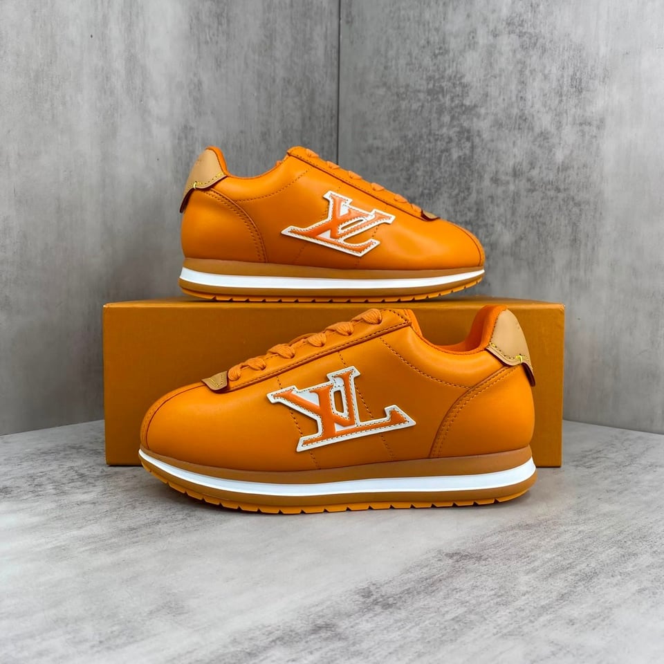 Louis Vuitton Buttersoft Sneaker Orange Sheepskin And Calfskin 1AINQN view 5