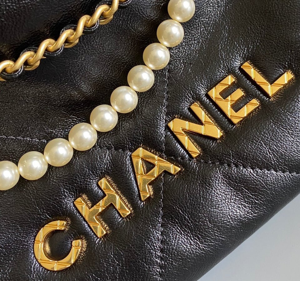 Chanel Hobo Mini 20Cm Black Lambskin Pearl Chain Ghw view 7