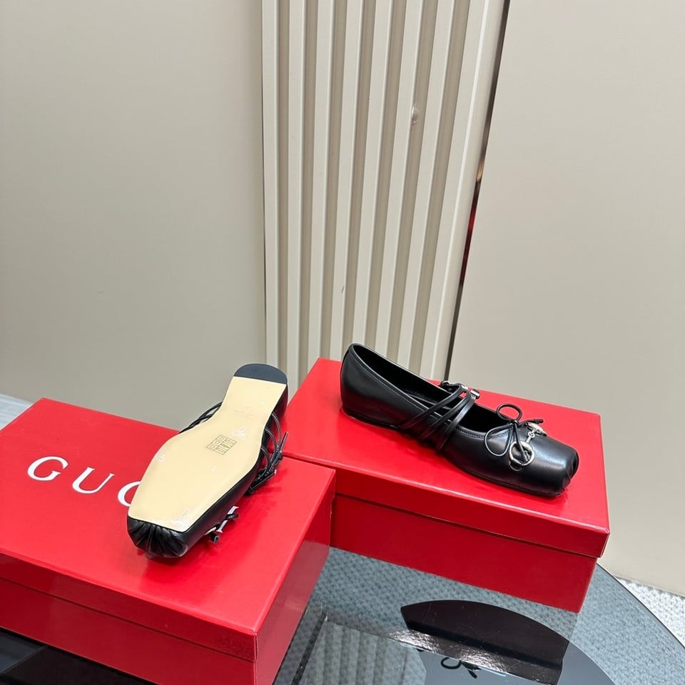 Gucci Women’S Horsebit Ballet Flat Sacchetto Black 814318 Aaea4 1000 view 7