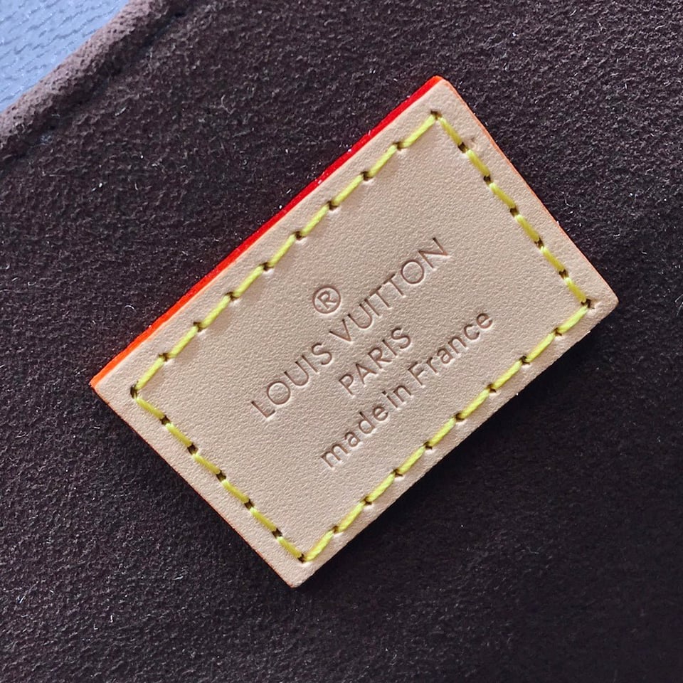 Louis Vuitton Monogram Canvas Pochette M Tis 25Cm M44875 view 11