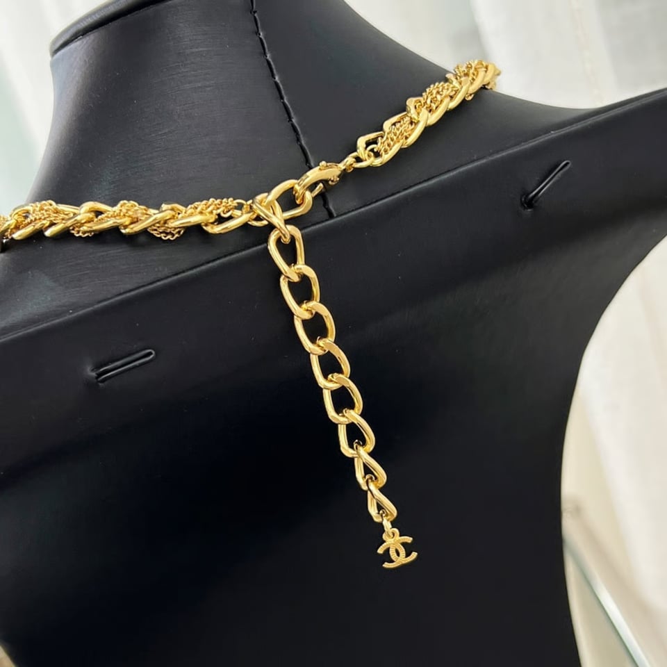 Chanel Cc Necklace Gold view 6