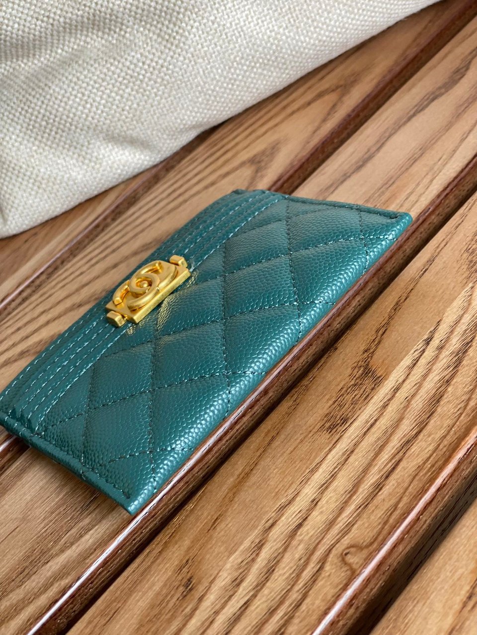 Chanel Boy 11Cm Card Holder Dark Green Caviar Gold Hardware view 5