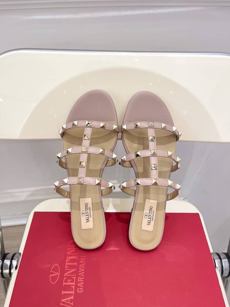 Valentino Garavani Rockstud Flat Slide Sandal Pink 4W2S0C49Vod P45 view 3