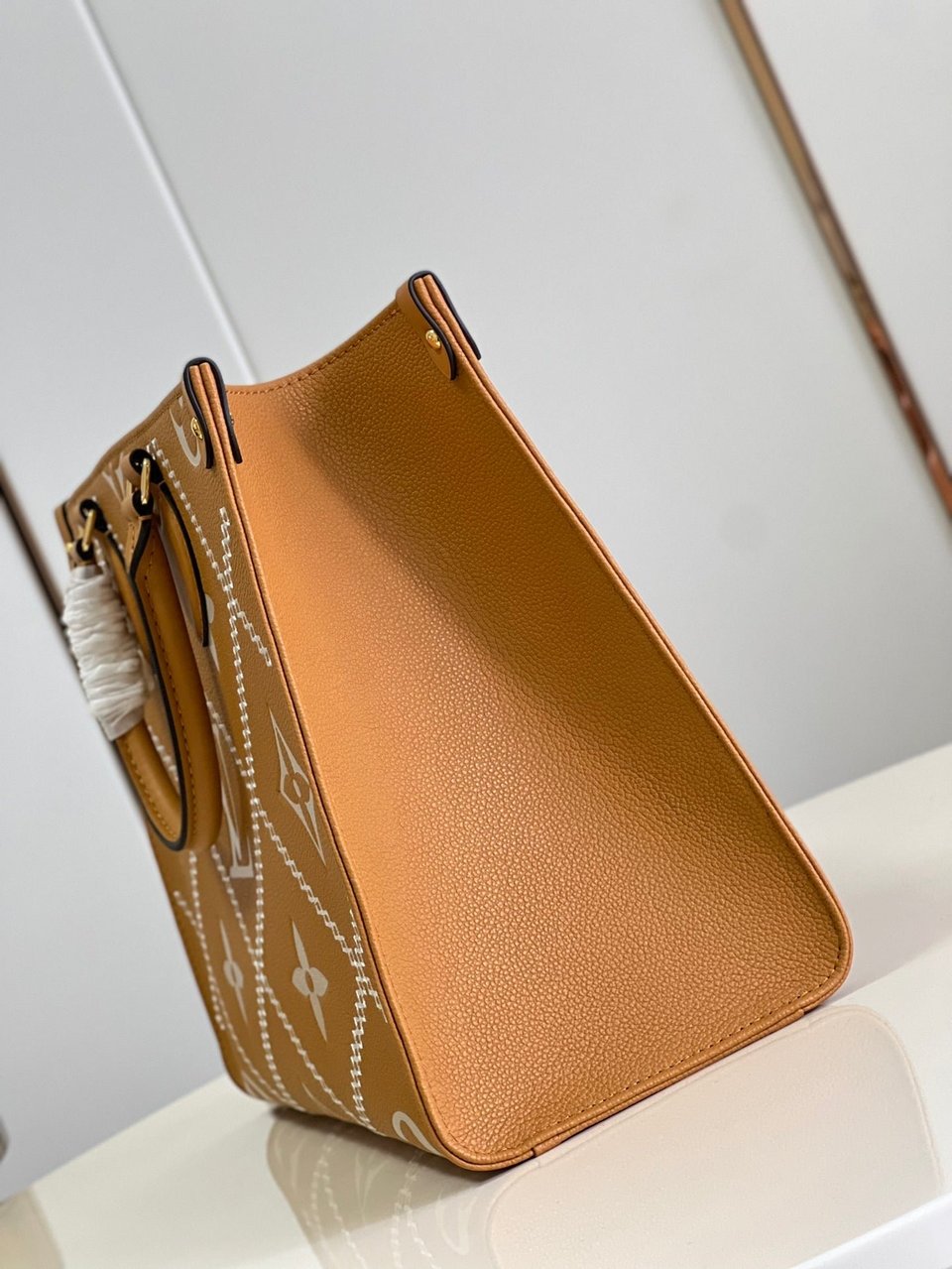 Louis Vuitton Onthego MM Tote Monogram Arizona ‘Brown Crème Beige’ 35cm view 7