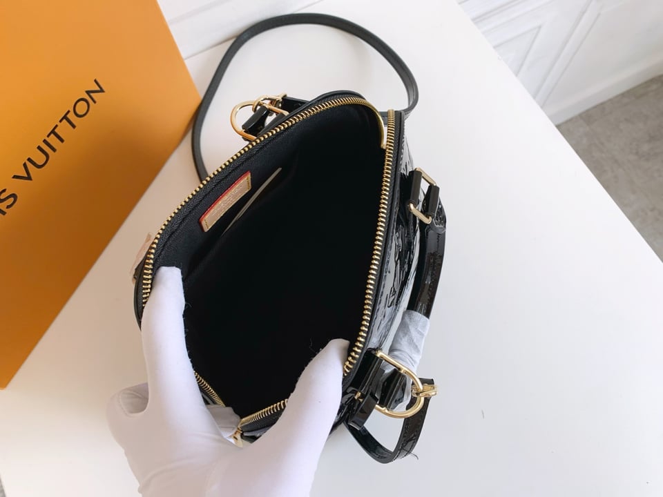 Louis Vuitton Alma Bb Monogram Vernis Leather Black 25Cm view 5
