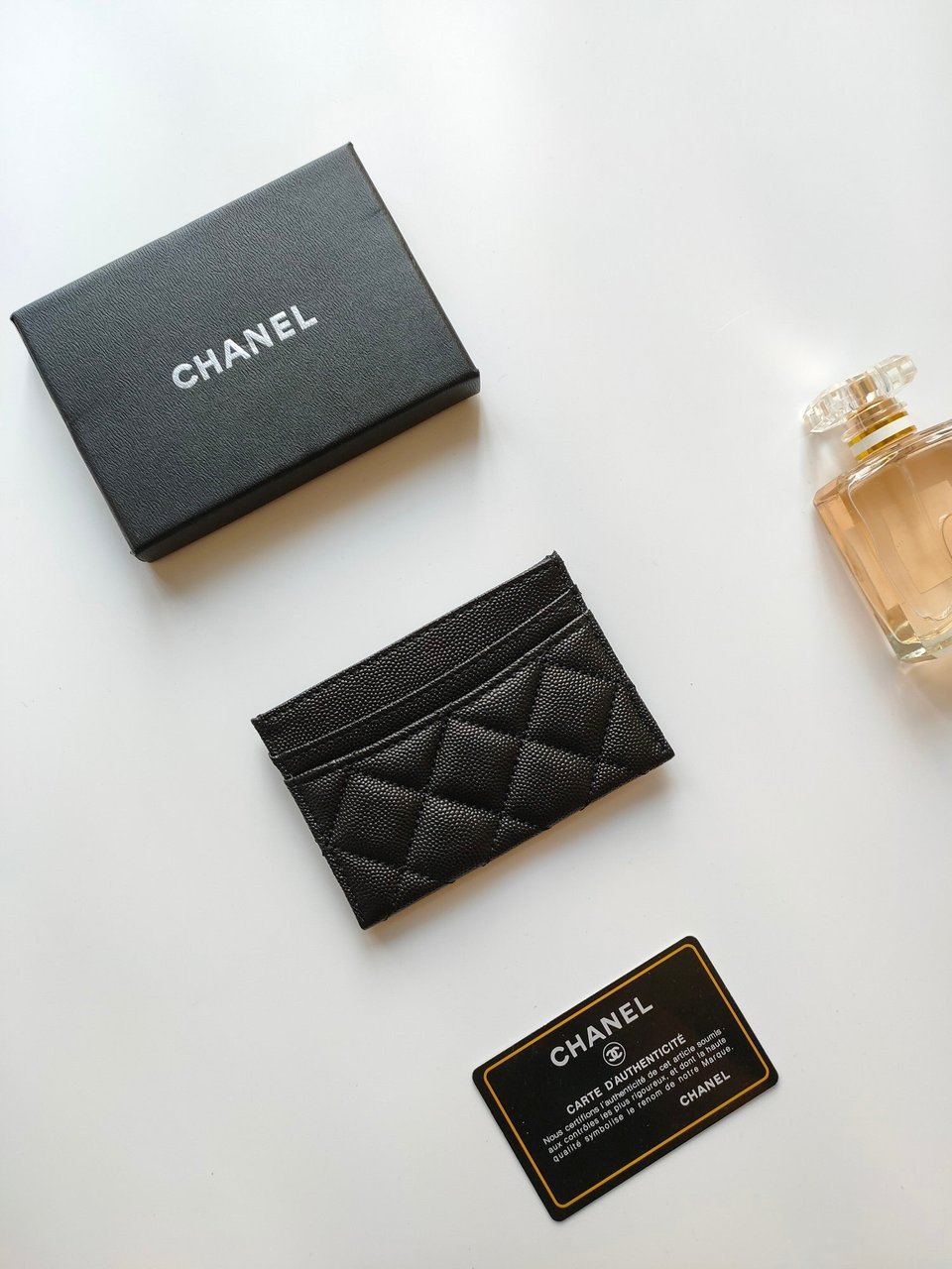 Chanel Card Holder 11.2 Black Grained Calfskin Gold Icon view 5