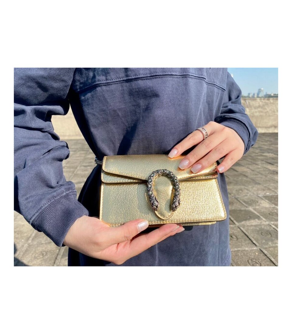 Gucci Dionysus Small Shoulder Bag in Gold Lame Leather view 4