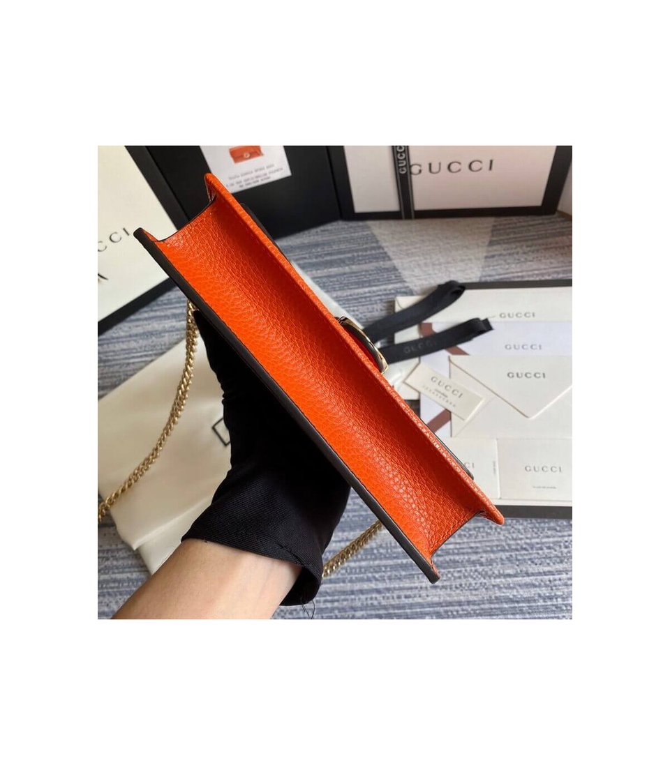 Gucci GG Interlocking Wallet On Chain Orange view 5