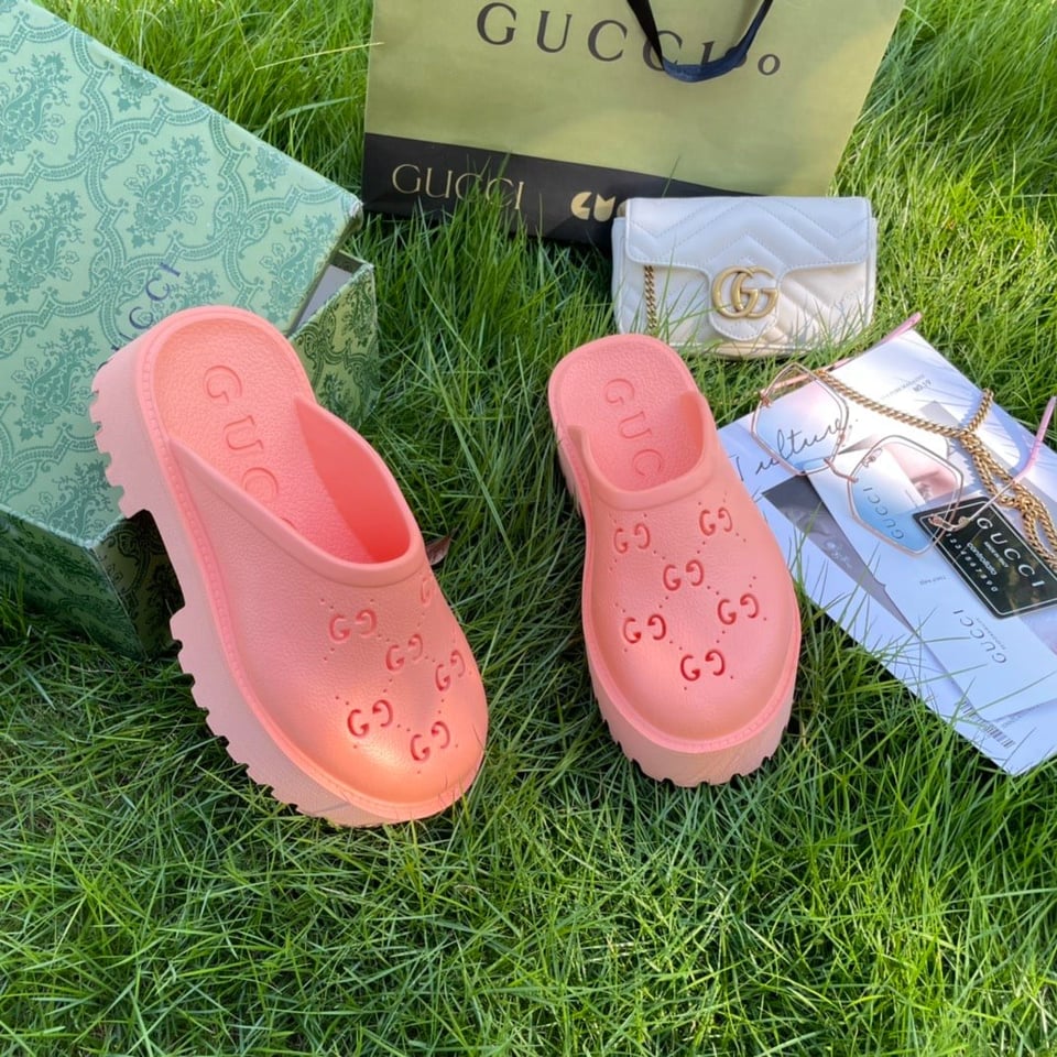 Gucci Men’S Slip On Sandal Pink Gg Rubber view 10