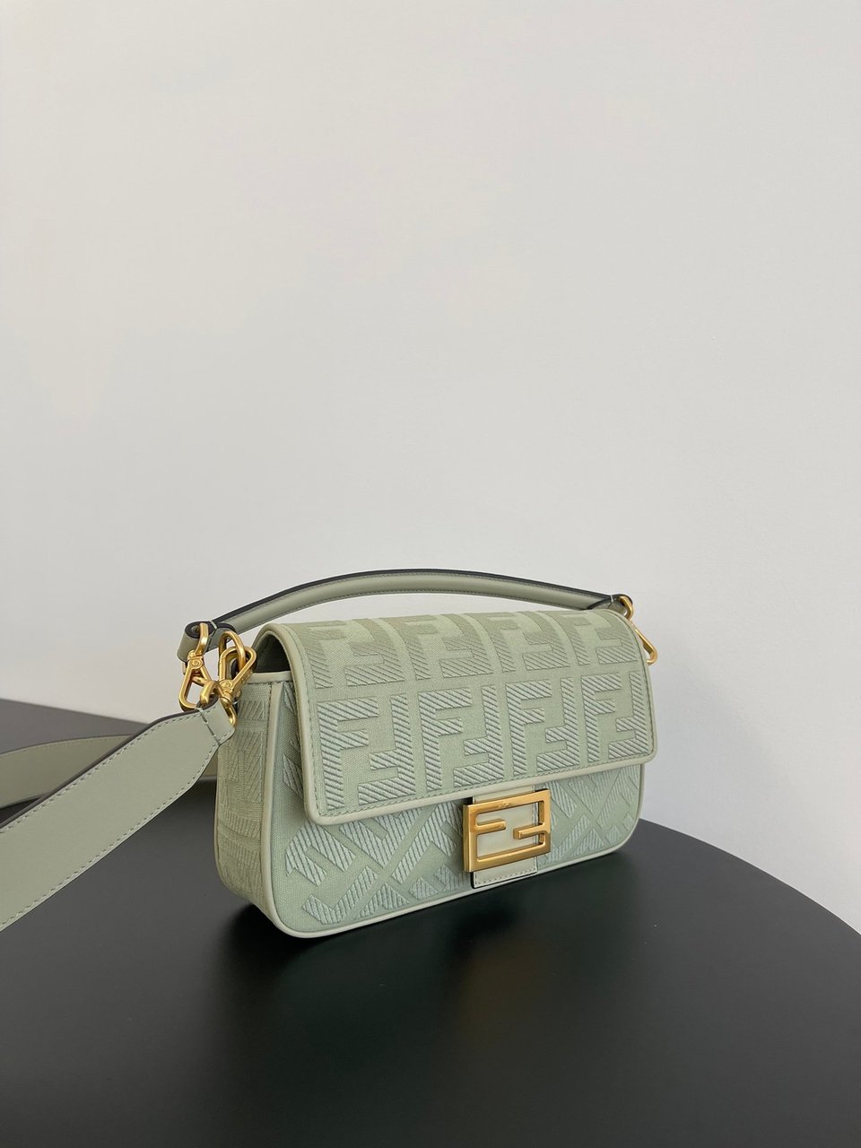 Fendi Baguette Leather Bag 26cm/ 10.2in view 4