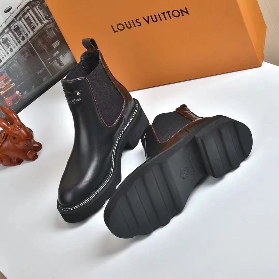 Louis Vuitton Beaubourg Ankle Boots Calf Leather Black view 7