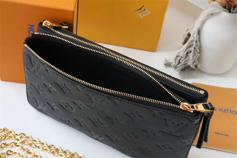 Louis Vuitton Double Zip Pochette 20Cm Black view 8