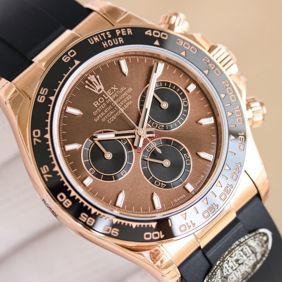 [Super Clone] Rolex Cosmograph Daytona 116515LN Chocolate Dial Luminous Hour Markers view 3