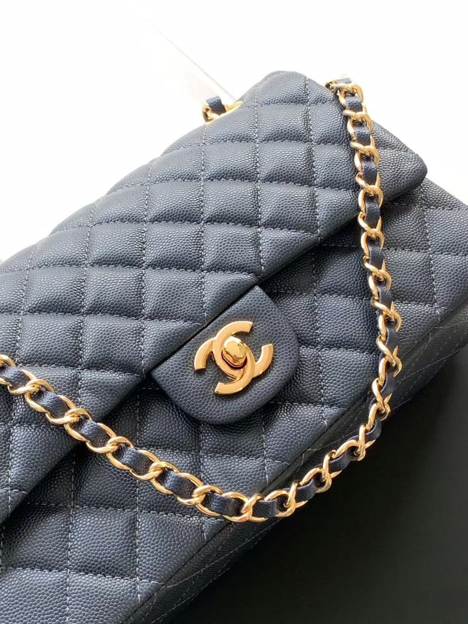 Chanel Classic Flap Bag 25 cm Navy Blue Gold-Tone Hardware A01112 view 6