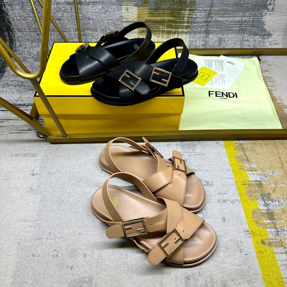 Fendi Feel Leather Slides Beige 8X8647Na7F0Qb8 view 6
