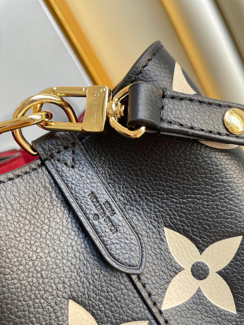 Louis Vuitton Néonoé Mm Bicolor Monogram Empreinte Leather – Women – Handbags Black 26cm/ 10.2in view 15